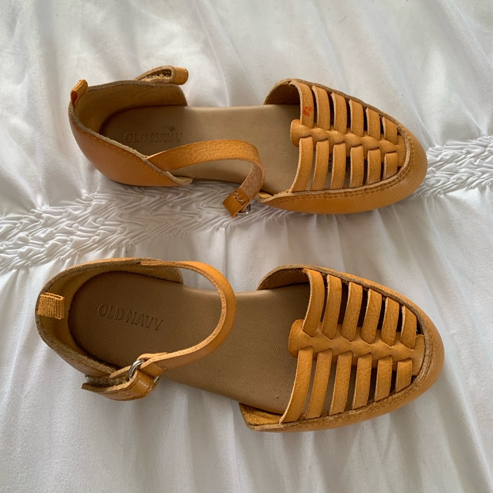Old navy shoes